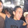 Dua Lipa invitó a su papá al escenario y cantaron juntos: el video del conmovedor momento