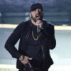 Eminem reapareció en el medio tiempo de un partido y su nieto de ocho meses se volvió viral: el video
