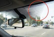 Para qué sirven los puntitos negros en los bordes del parabrisas