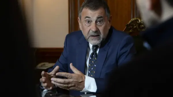 5d337c2c7893e 940 529!