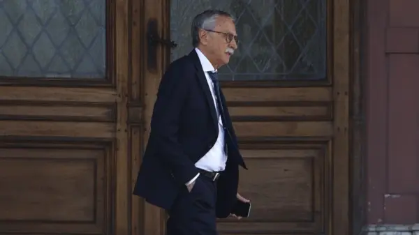 691543898e1de 940 529!