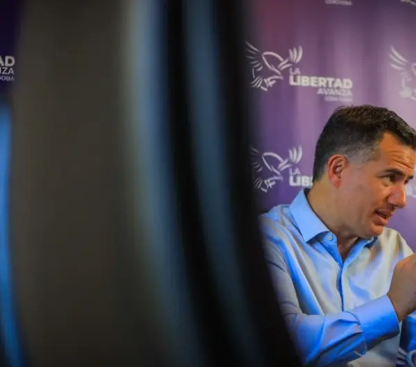 6974b53ecba17 940 529!