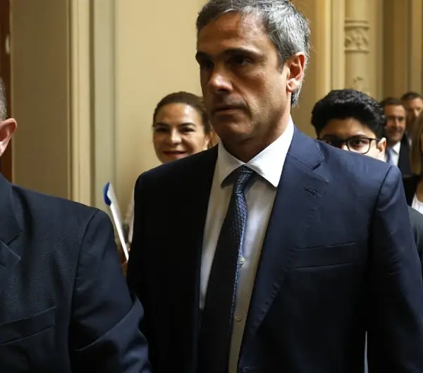 698e22d39830e 940 529!