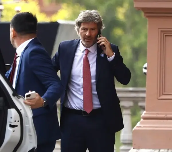 69aab74d81b9a 940 529!