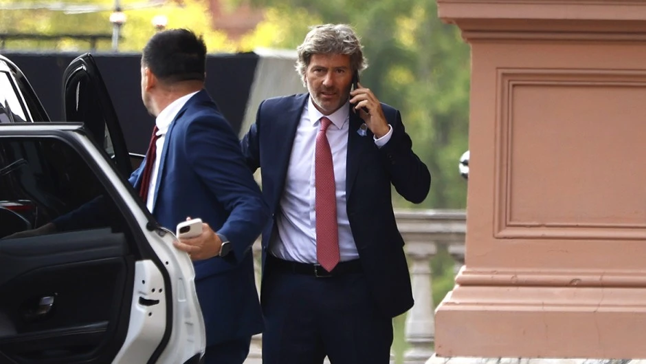 69aab74d81b9a 940 529!