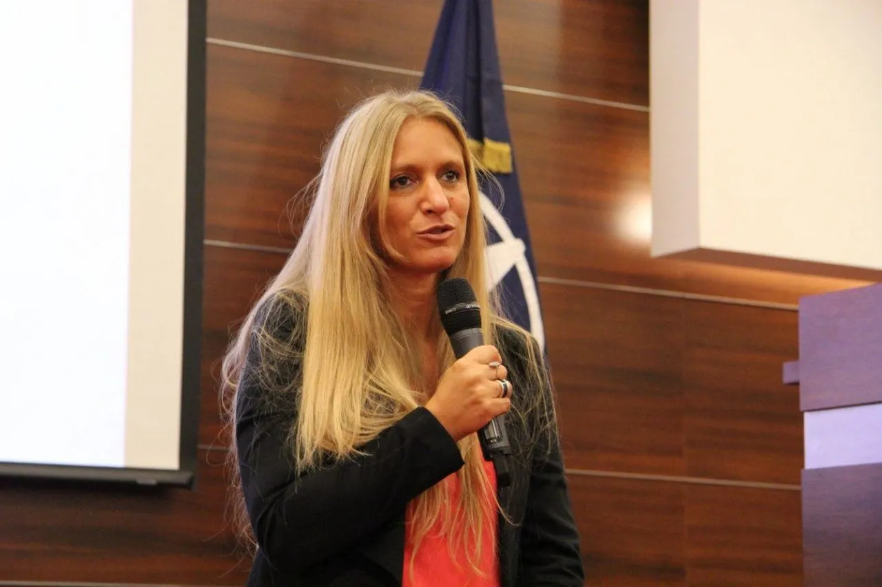 florencia carignano 807