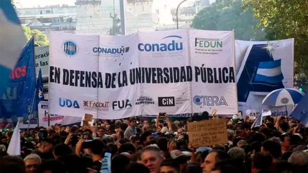 paro docentes universitariospng