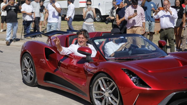 69cee0bbda458 798 560!