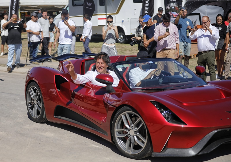 69cee0bbda458 798 560!